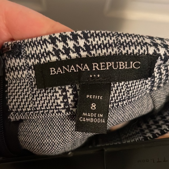 Banana Republic plaid skirt Sz 8P - Picture 3 of 3